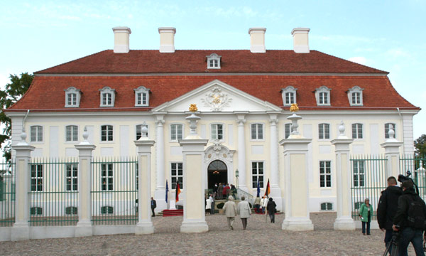 Schloss Meseberg, Gästehaus der Bundesregierung